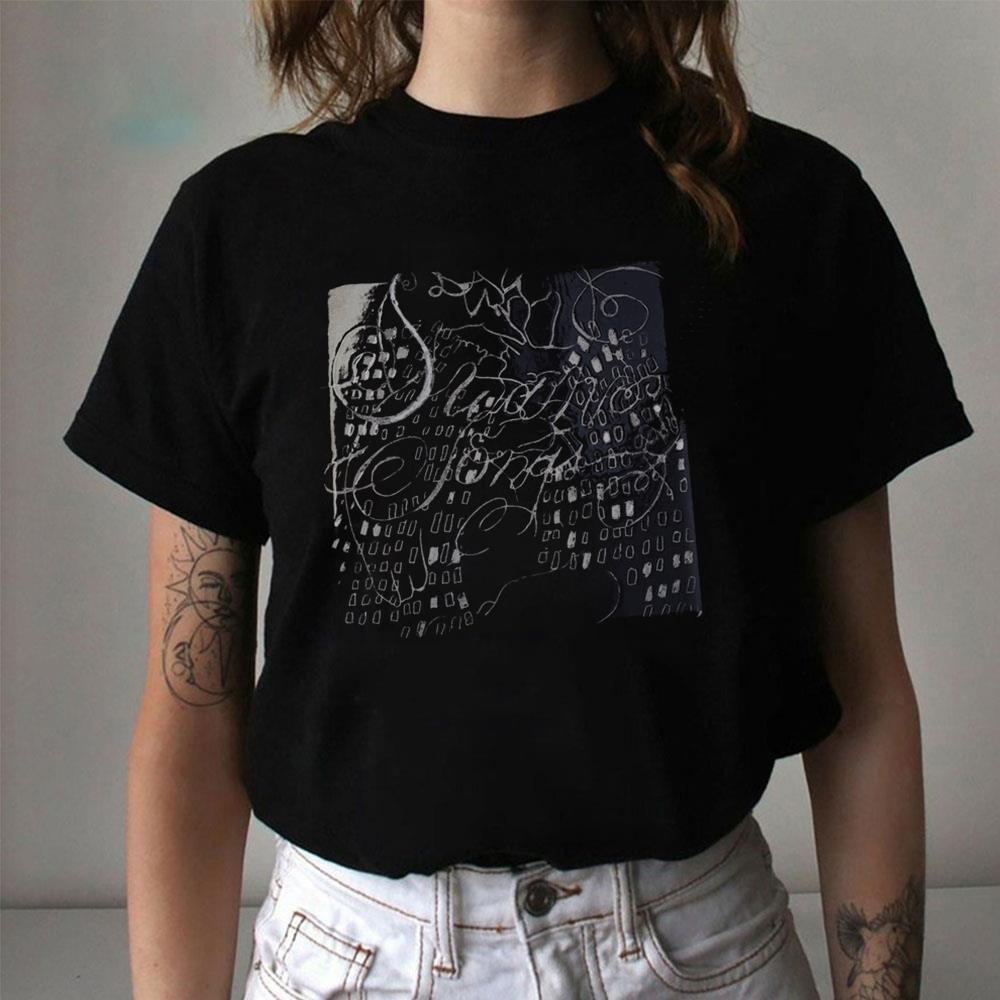 Model Actriz Swan Songs Apparel Model Actriz Swan Songs Apparel