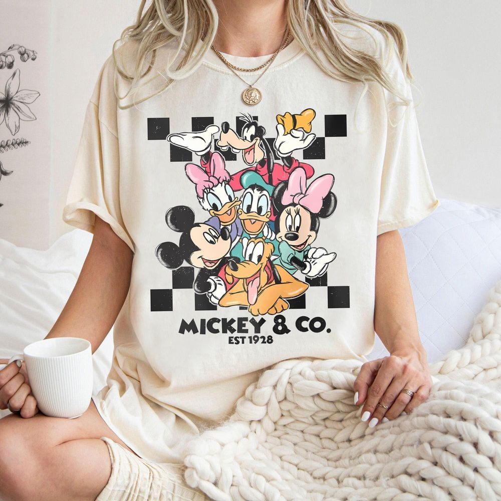 Vintage Mickey And Friends 3 Vuitino Merch