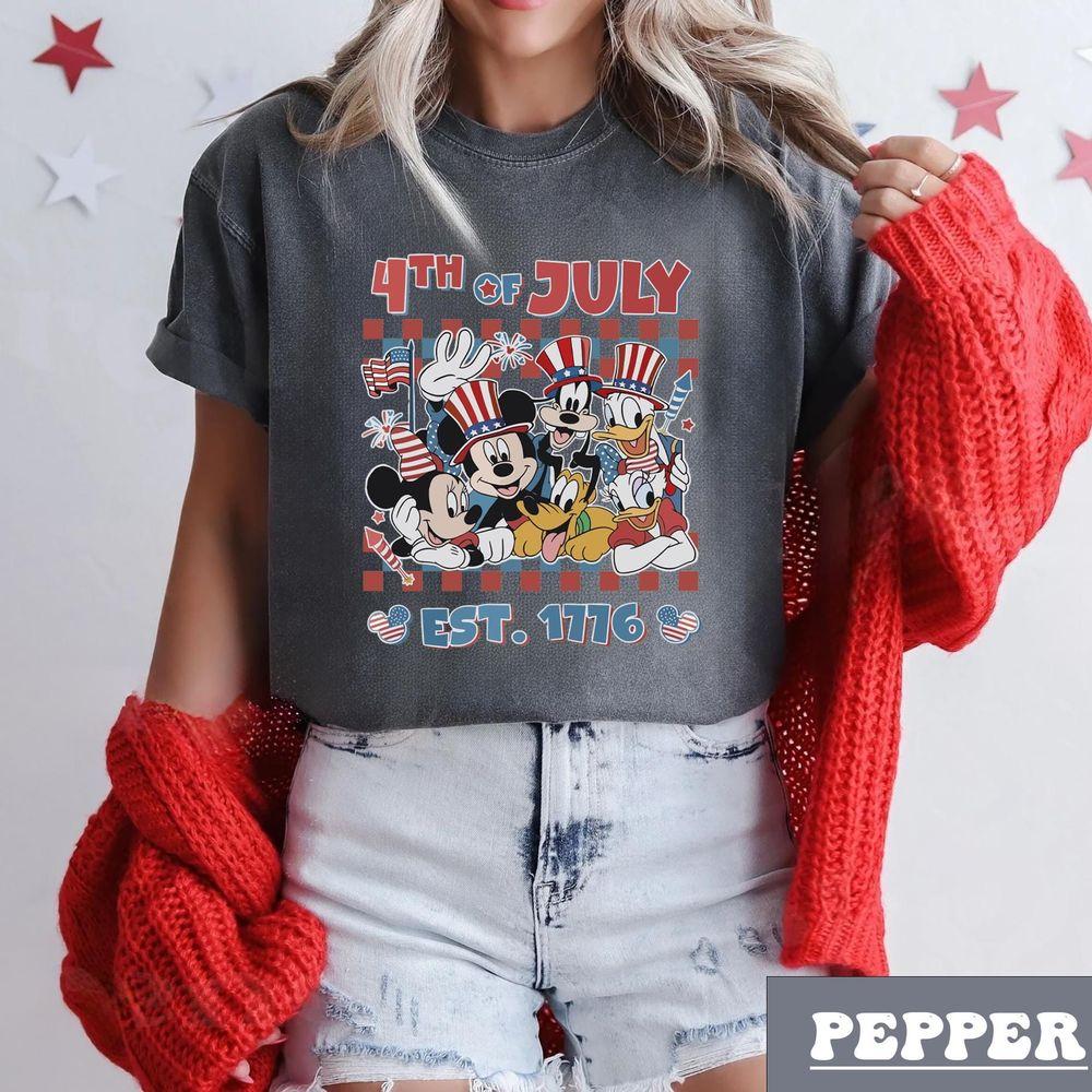 4th Of July Mickey Friends 2 Apparel